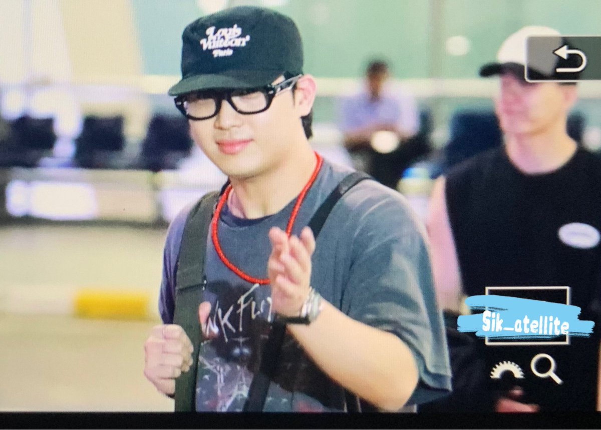 240525 태국 도착🛬

낼 팬콘 화이팅!

#비투비 #BTOB #임현식