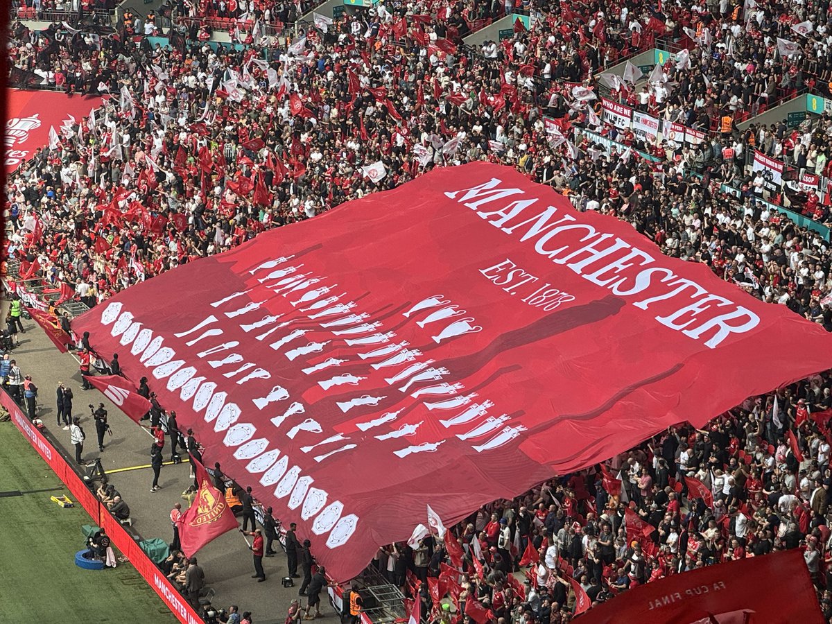 UtdXclusive's tweet image. FOOTBALL HAS BEEN SAVED