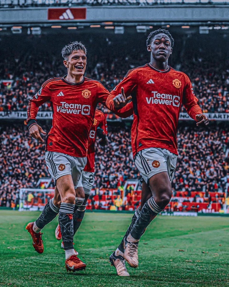 DattaRakshit's tweet photo. Iconic * 🔴 ! @ManUtd https://t.co/zflVtrbLsX