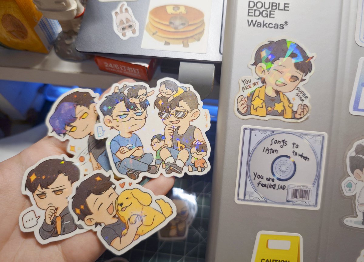 翻出了去年没用完的贴纸