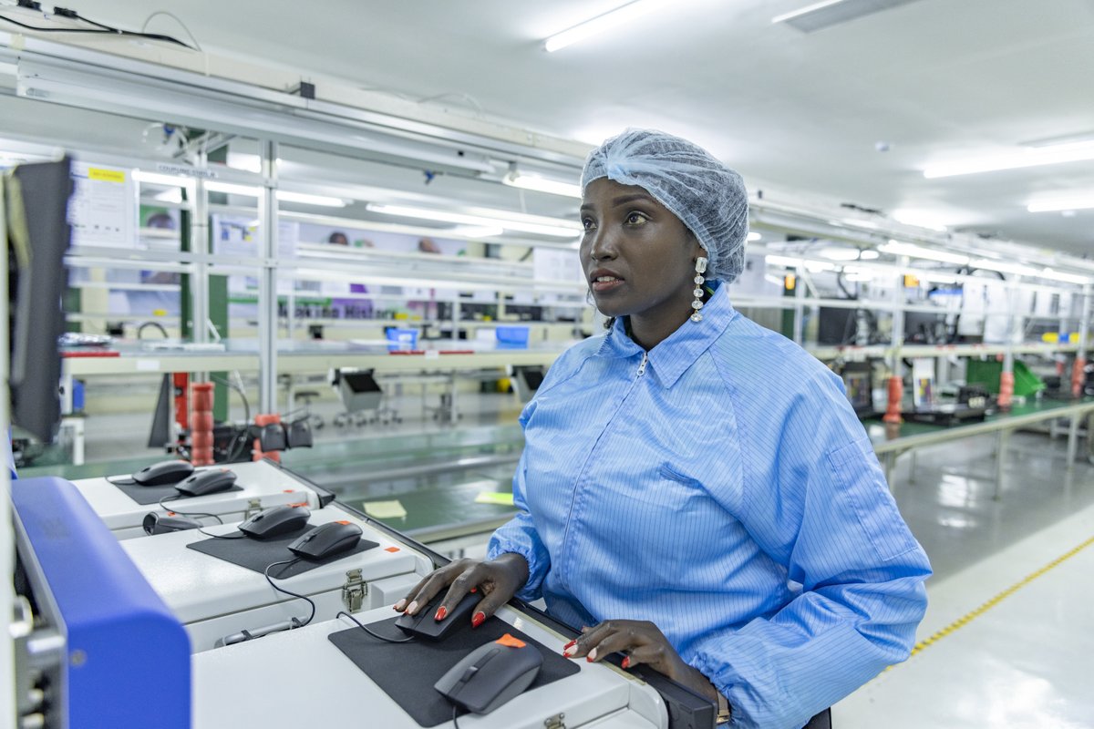 L'écosystème des startups africaines est en plein essor. Une nouvelle étude d’<a href="/IFC_fr/">IFC - Société financière internationale</a> met en lumière le potentiel des solutions digitales pour les jeunes pousses africaines. Participez à la révolution numérique de l'Afrique : wrld.bg/GFEw50RSYiS #DigitalAfrica