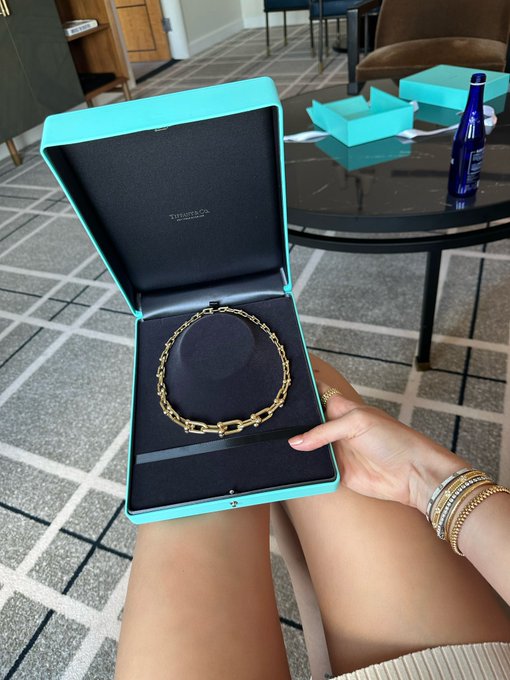 Speechless! Thank you M 🩵✨ https://t.co/40O1uyTEzB