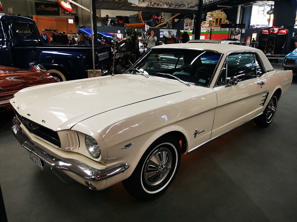 #Bilderreihe #technikmuseumsinsheim

 #cargram #cars #carporn #car #qualitytime #familytrip #kids #oldtimer #goodoldtime #ford #fordmustang #mustang #1966 #1966mustang