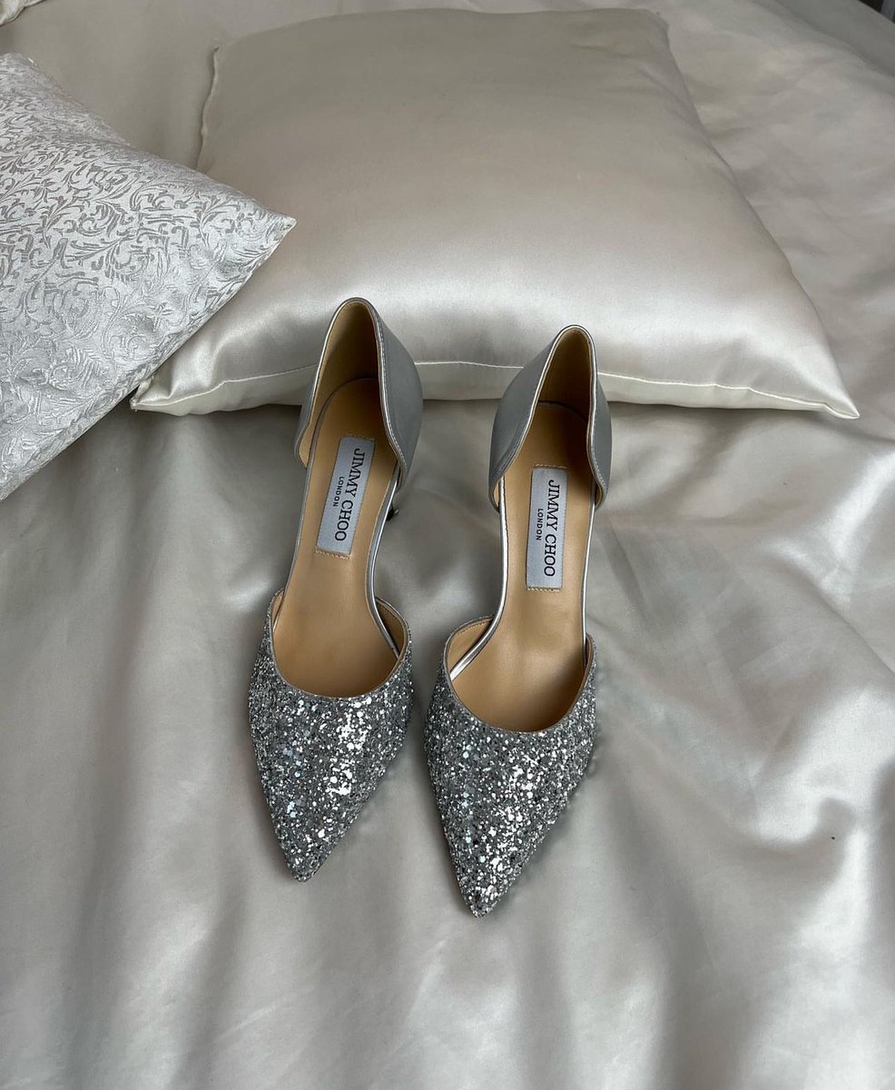 _BAHI1_'s tweet photo. .
.
Jimmy Choo 🩶 https://t.co/OIFVOVVqIT