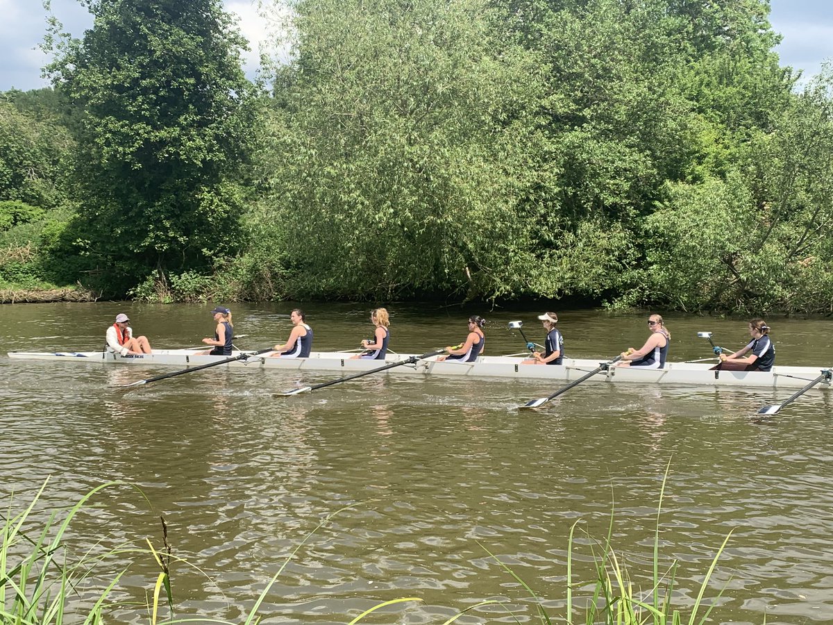 ajval147's tweet photo. Looking smart for the final day of Eights @QueensRowing @BSBDRowing @BoltonSchAlumni https://t.co/LivZixAips