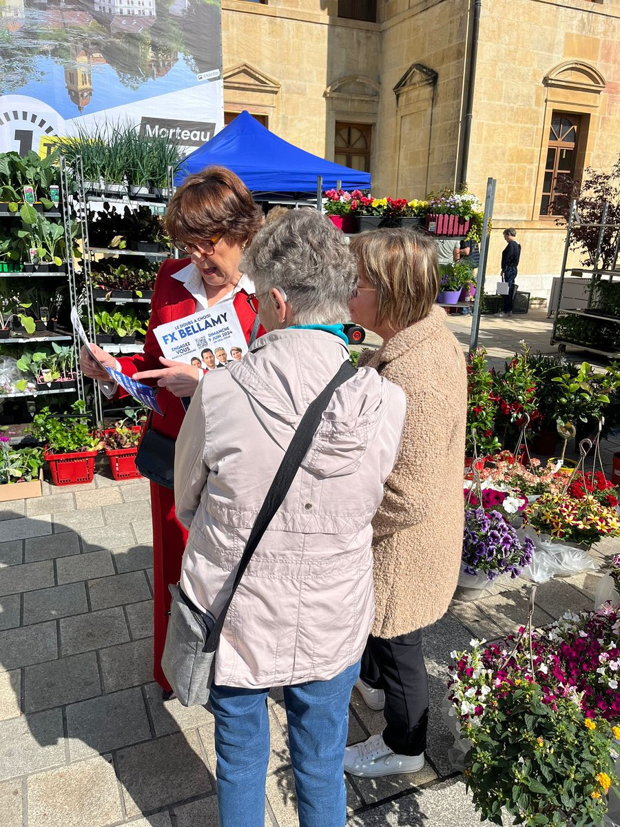 🇫🇷 🇪🇺Tractage sur le marché de Morteau. Un très bon accueil. J-16! 
🇫🇷🇪🇺On y va à fond pour nos candidats <a href="/fxbellamy/">Fx Bellamy</a> et pour <a href="/lesRepublicains/">les Républicains</a>
