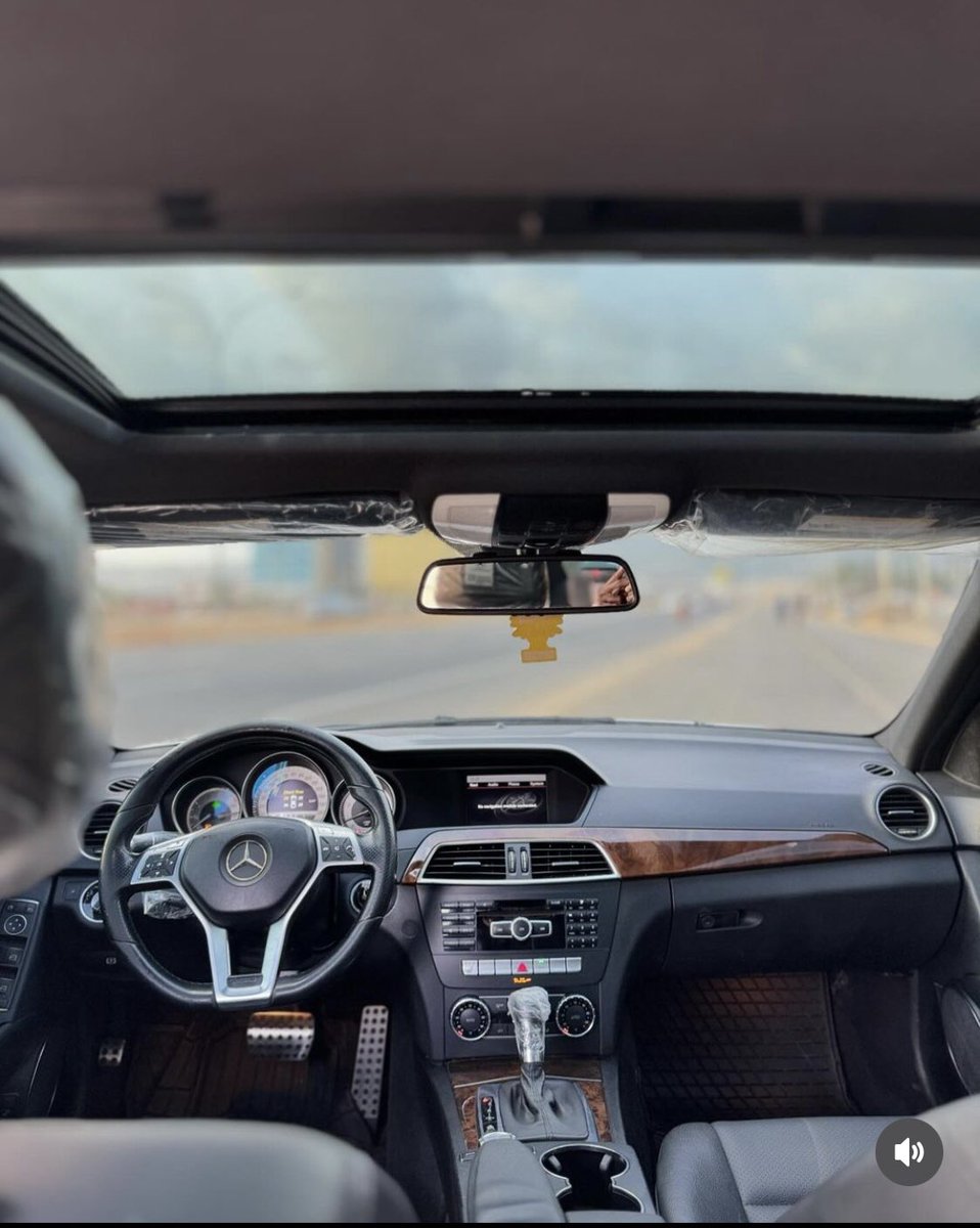 Automall_ng's tweet image. Foreign used Mercedes Benz C300 2013 model 
Price:14.5m
Duty: paid 
Location: Abuja 
#Aminuado #ganduje #samlarry #kwankwaso @__yellows @aisha_yaGuda @Mvnaaa___ @HMujeili @umarkhalifa19 @Sarki_sultan @the_scholar1 @___Bils @_hafsat_paki @Kha_dee_ja_tou @Ummeey_ Retweet 🙏