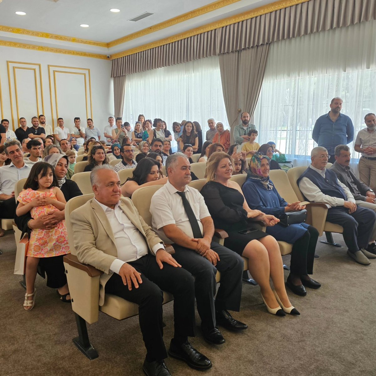 duralikolpak's tweet photo. Kepez Tapu Müdürümüz Azmi Gündoğdu'nun sevgili kızı Çağla'nın nikah törenine katıldık. Çağla  ve müstakbel eşi Gürkan'a mutluluklar diler, her iki aile için hayırlı olmasını temenni ederim. https://t.co/93a1PclWdz