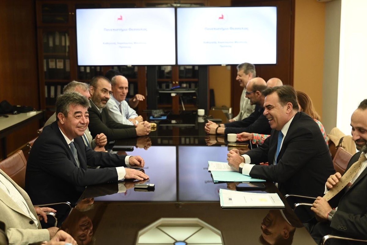 Margaritis Schinas tweet media