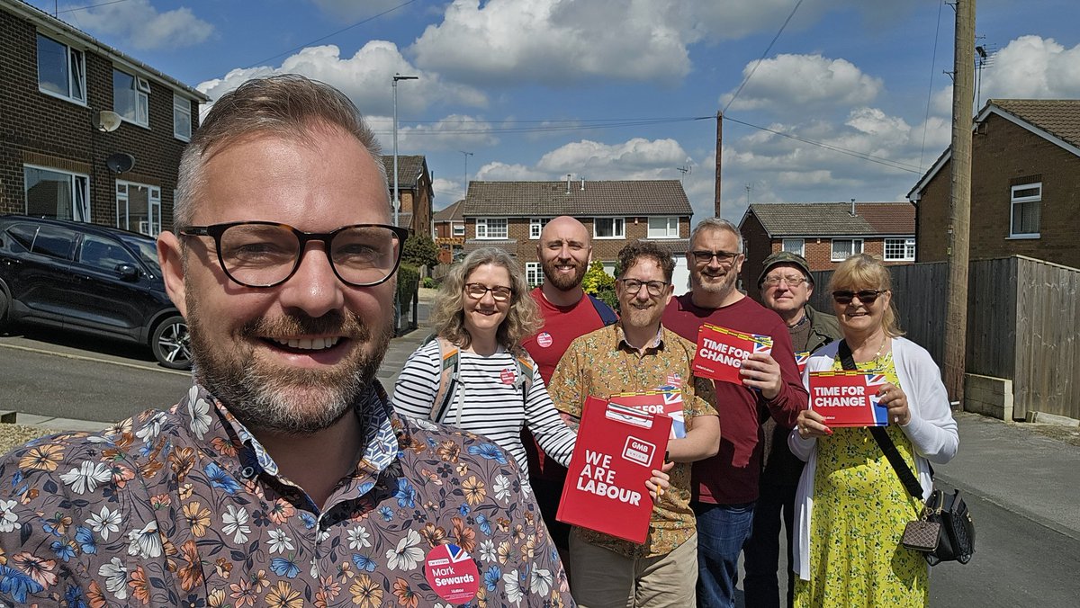 CllrSHC's tweet photo. Sunny campaigning session in Gildersome. Lots of support on the doorstep for @MarkJSewards and @UKLabour https://t.co/TZMWJ9odQo
