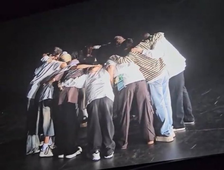 andsrivz's tweet photo. happy anniv, my thirteen. until or even after the last “say the name” i’m with you. https://t.co/8KhYXUXlM3