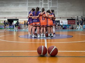 DElPerimetro's tweet photo. 💣 ¡A por la última bala!
@GMASB_ quiere la victoria en la última jornada de #AscensoLF2 para ganarse el derecho a jugar el domingo una FINAL para ascender a LF2.
⏰ 19:00
🆚 @stcbaloncesto
📍 Pabellón Inacua https://t.co/7ERHiY3uDw