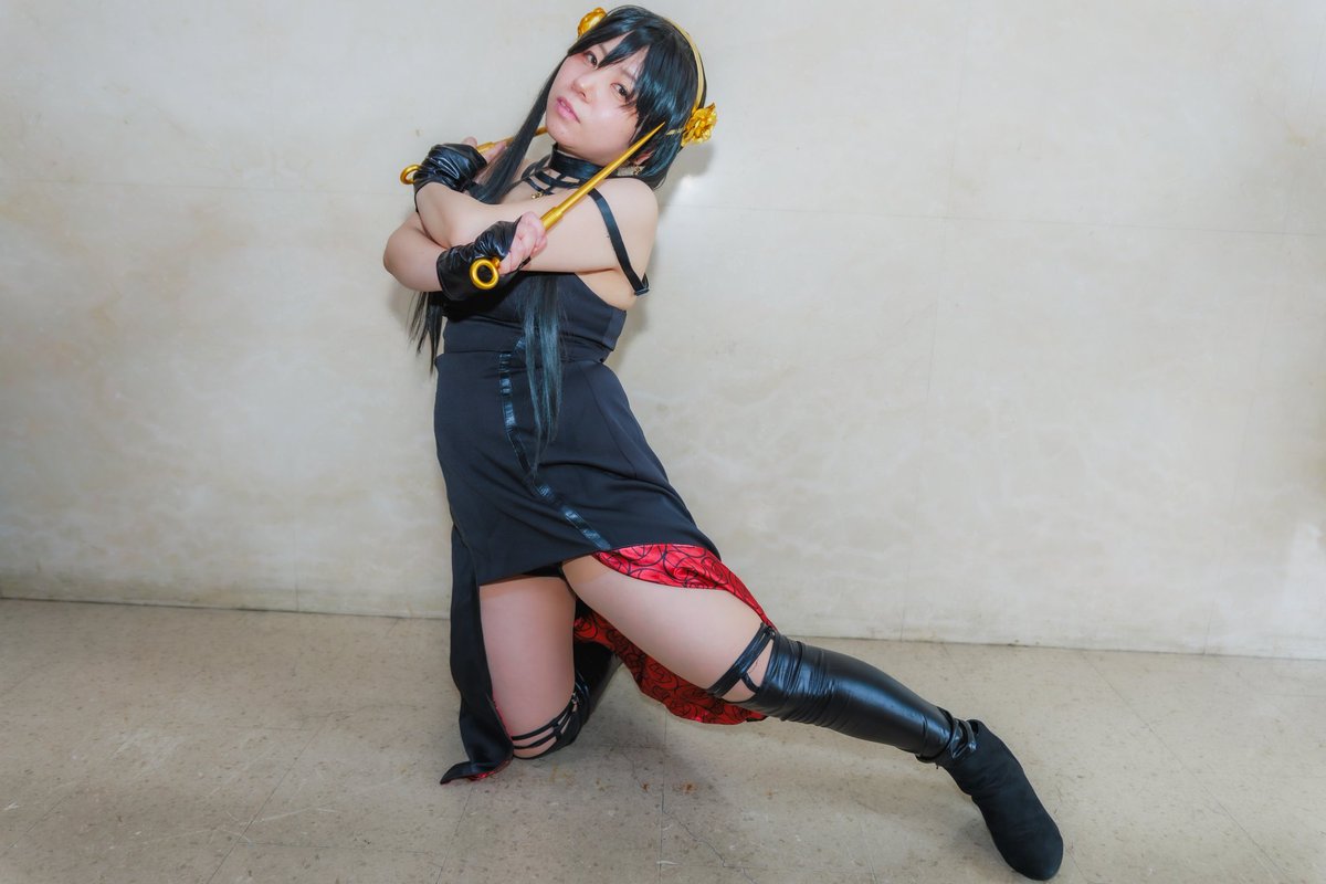 togetsu610's tweet photo. 【cosplay】
ヨル・フォージャー🌹
この前のイベントで撮って貰ったやつ✨強めのヨルさん✨カメラは安定と信頼のKATUさんです✌️
📸KATUさん(@katuhaya )
#colorplayer
#AllColor https://t.co/WBWroryOjH