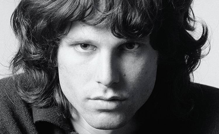 “Quien controla los medios de comunicación, controla las mentes”. Jim Morrison #Fuedicho