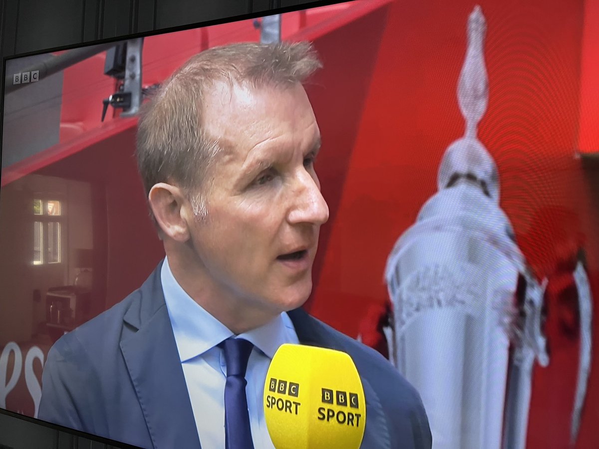 Greet to see my old mate <a href="/henrywinter/">Henry Winter</a> - one of, if not the most respected UK football writers of all time - on the telly in FA Cup build up. 

Whenever  Henry covered Boro or S’land, he was always a pleasure to deal with - &amp; 1 of the few gentlemen of the British football press 👏🏻