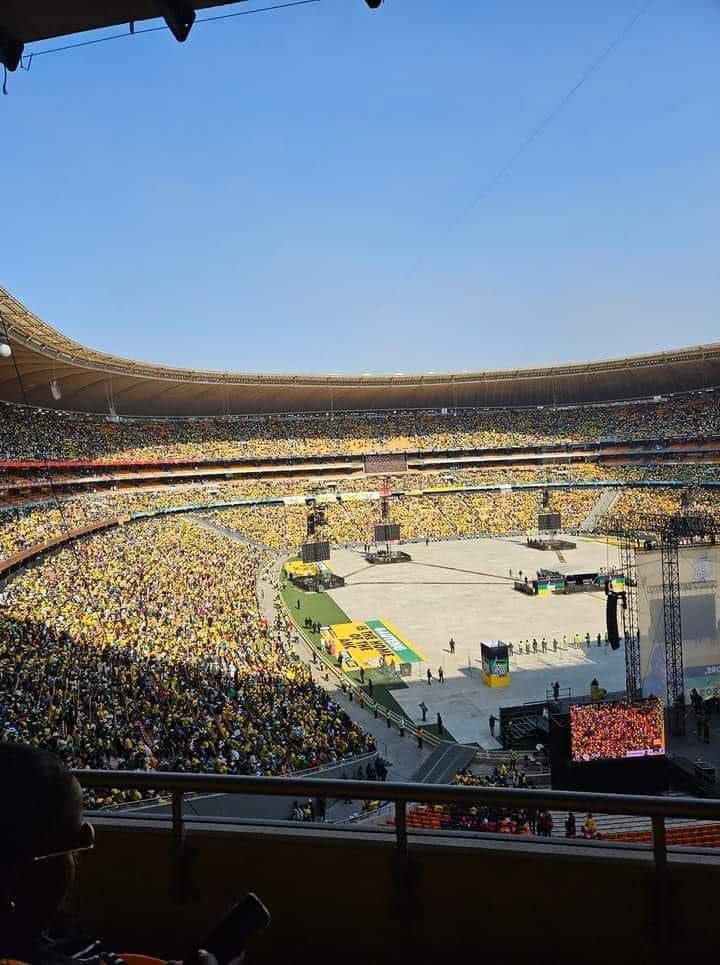 HISTORIC PICTURE: This picture will go into the history books, a filled to capacity FNB Stadium for the Cyril Ramaphosa led ANC SIYANQOBA RALLY 2024. Thousands of people are outside watching from overflow areas. Don’t be misled by pictures taken earlier, FNB Stadium Is Full to