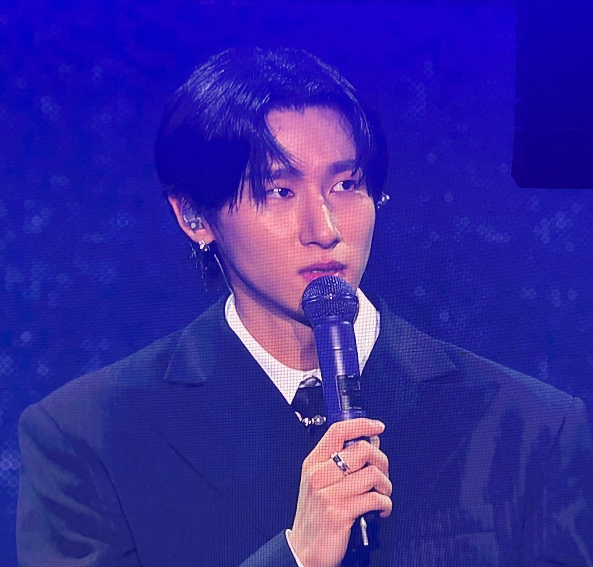 aff_1006__'s tweet photo. 정장안에                                           이런몸 
........... https://t.co/cGB0jsBm0Y