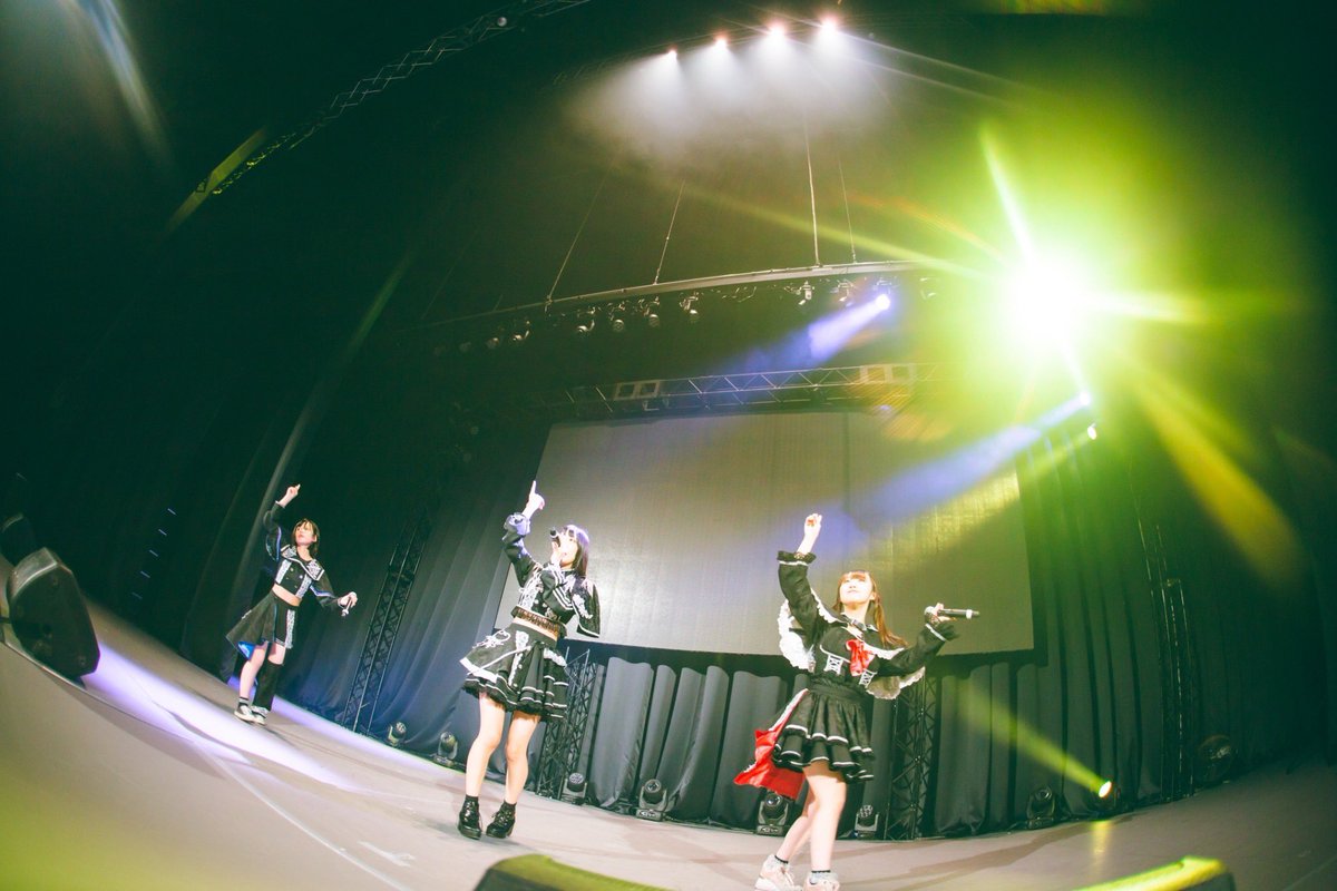 ️
【MONONO IWARENU解散ライブ】

📅5月26日(日)
⏰OPEN19:30/START20:00
📍アメリカ村BEYOND

20:00-21:30 ライブ,21:40-22:40 物販を
予定しております。

本当の本当に最後の日です。
たくさんのご来場、心よりお待ちしております。
みんなで最高の思い出を作りましょう😭
 ️