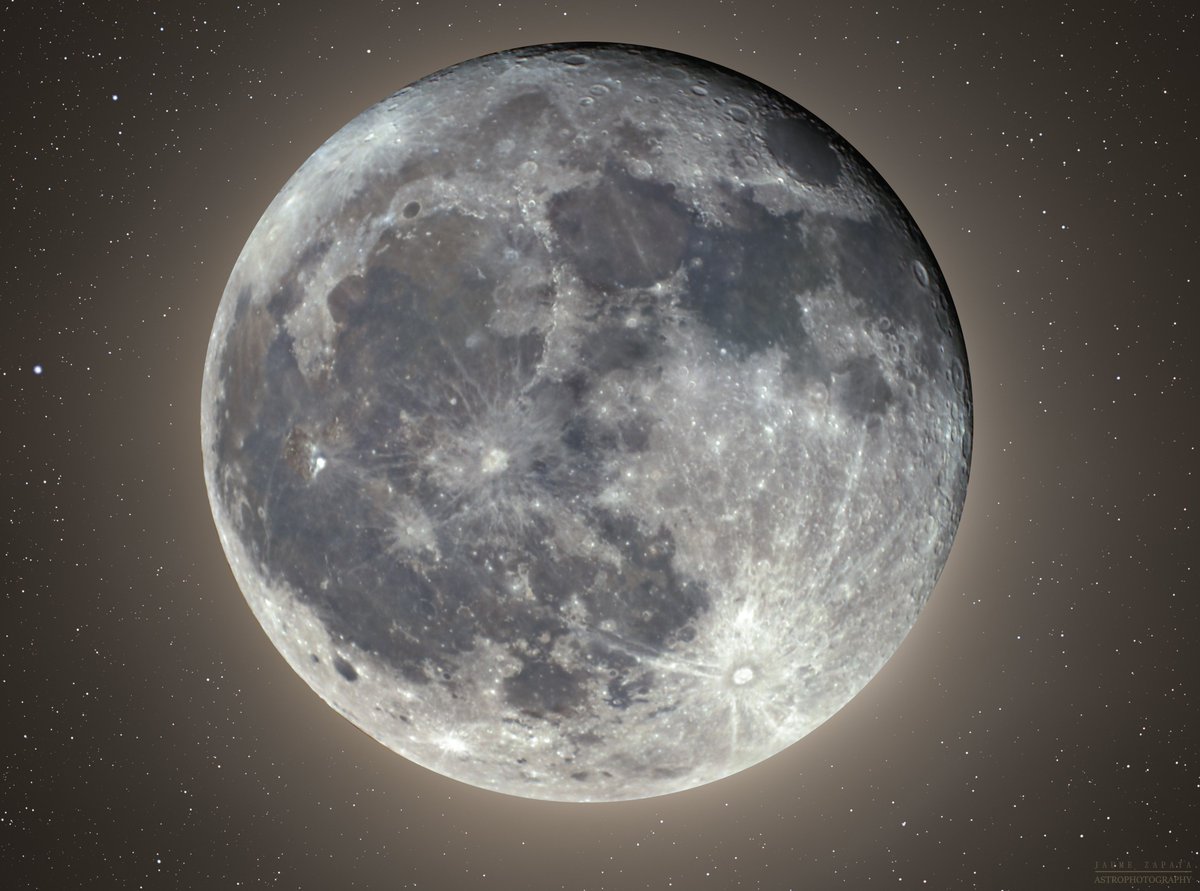 Last night's moon, 98% illuminated #Astrophotography #cielosESA #moon #fullmoon