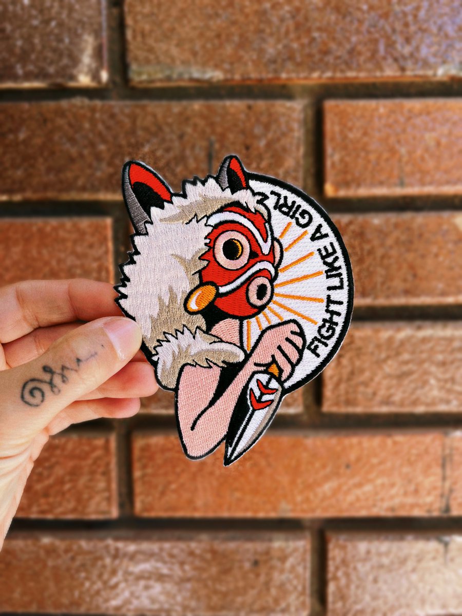 labarbudashop's tweet photo. 🐺 Another patch that will be available next Thursday! 💥  -  🐺 Otro nuevo parche que estará disponible el próximo Jueves 💥 Del 1 al 10, ¿cuánto molan los nuevos parches? 😏 https://t.co/bPdOypwHSI