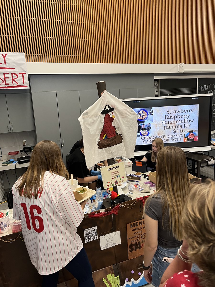 MrRyneAnthony's tweet photo. I had a great time visiting @UMAMS_Vikings food truck event yesterday. Students worked in groups to create a “food truck” business. Food was delicious! Awesome learning experience! #PBL #whatisschool @UpperMerionSD https://t.co/b8eWLUF5Nx