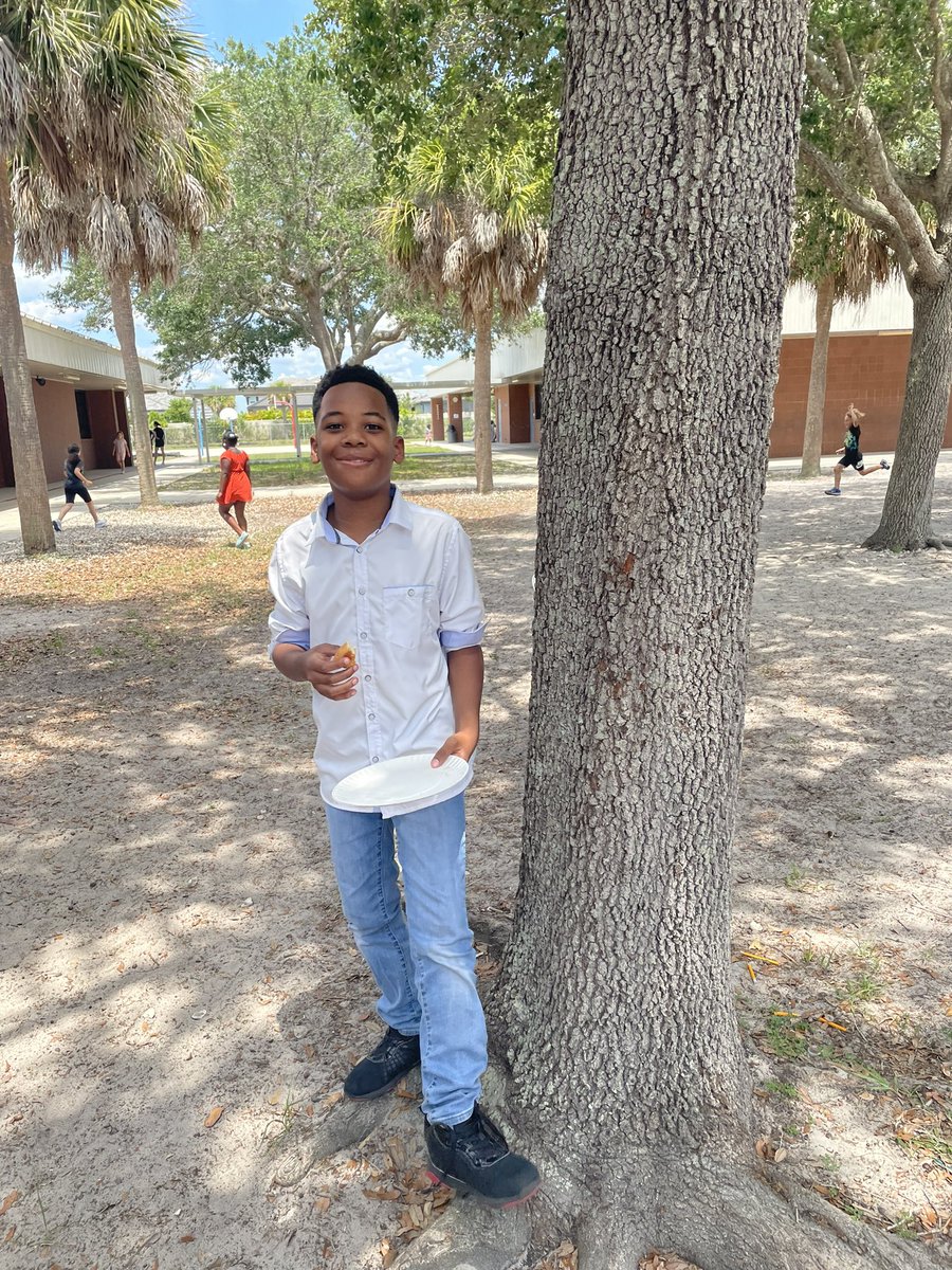 Gateway_Gators's tweet image. #GatewayGators🐊 2nd grade AR end of year celebration 🥳 🍕 congrats readers!! 📚 #avid