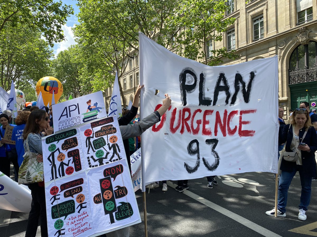 FCPE_nationale's tweet photo. Après plus de 100 jours de mobilisation, la @fcpe93 réclame toujours un plan d’urgence pour la Seine-Saint-Denis. #ChocDesSavoirs #J❤️MonEcolePublique https://t.co/rjcgMauUGS