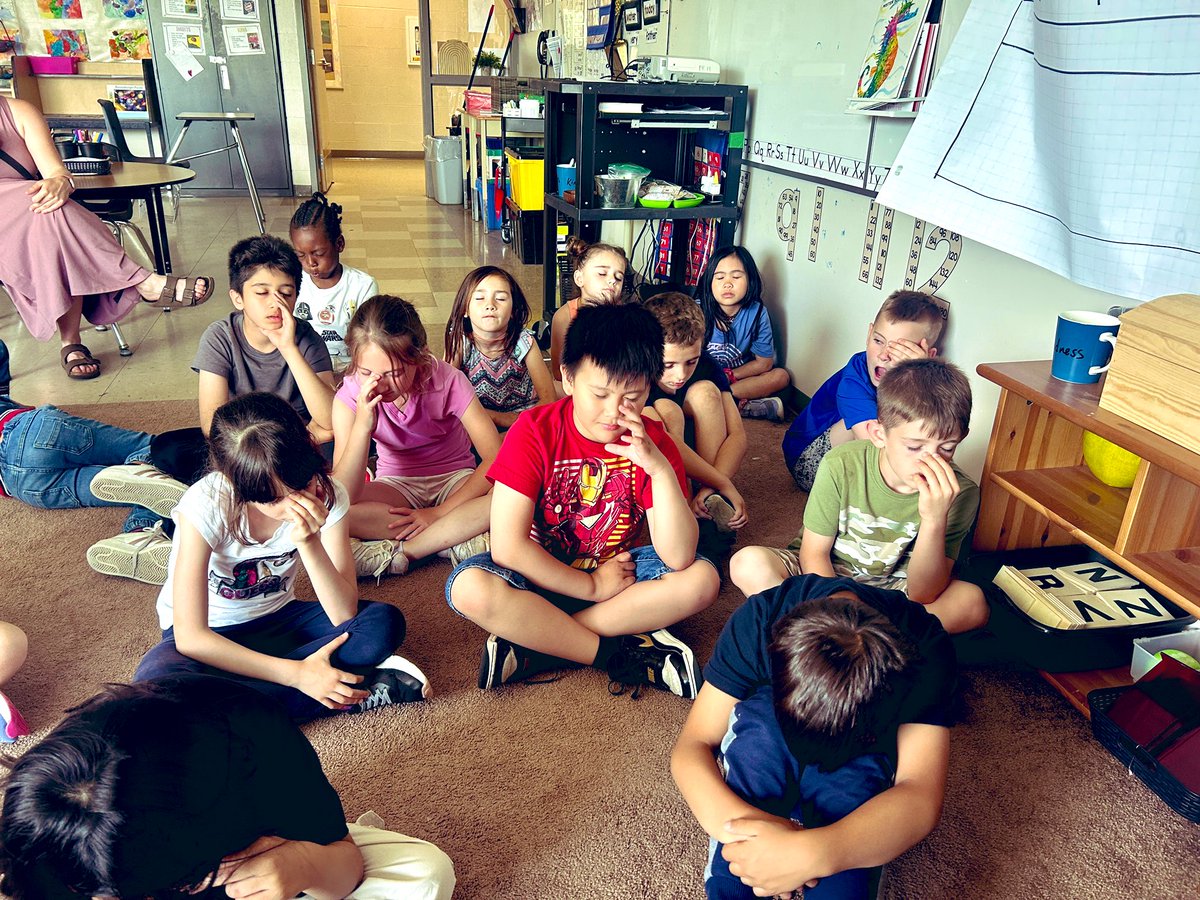 Mrs. J Nolin tweet media