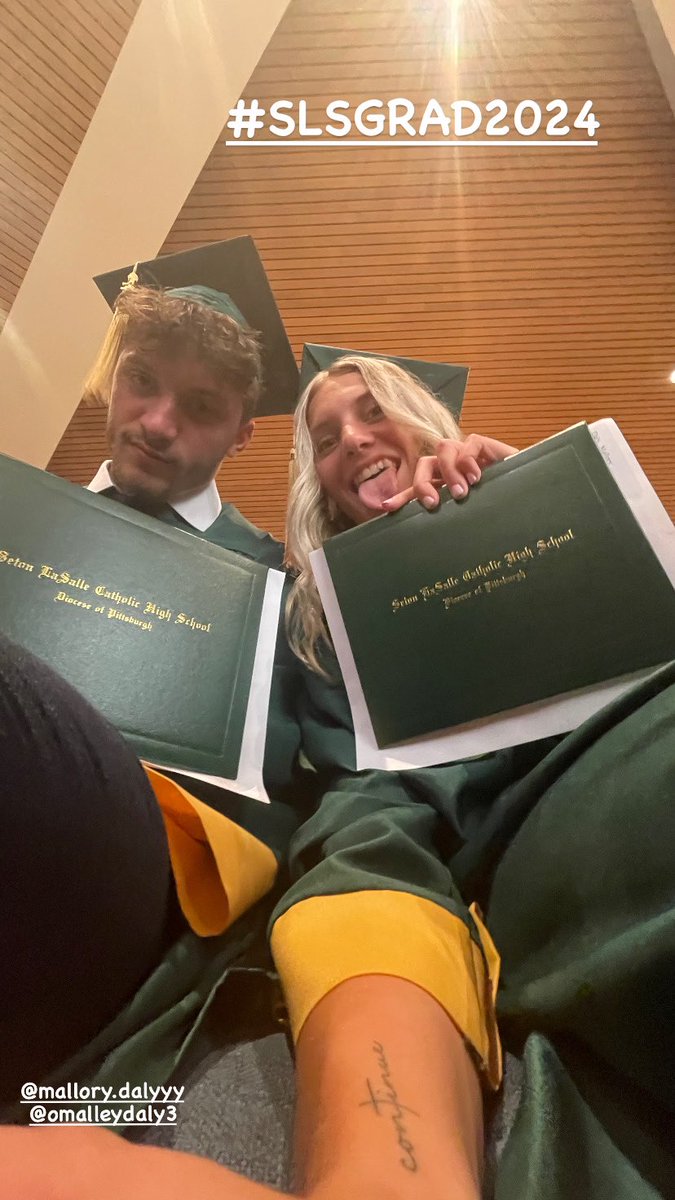 They done did it!!! 💚💛
 <a href="/MalloryDaly10/">Mallory Daly</a> <a href="/OMalleydaly/">O'Malley Daly</a> <a href="/SLS_Athletics/">Seton LaSalle Athletics</a>