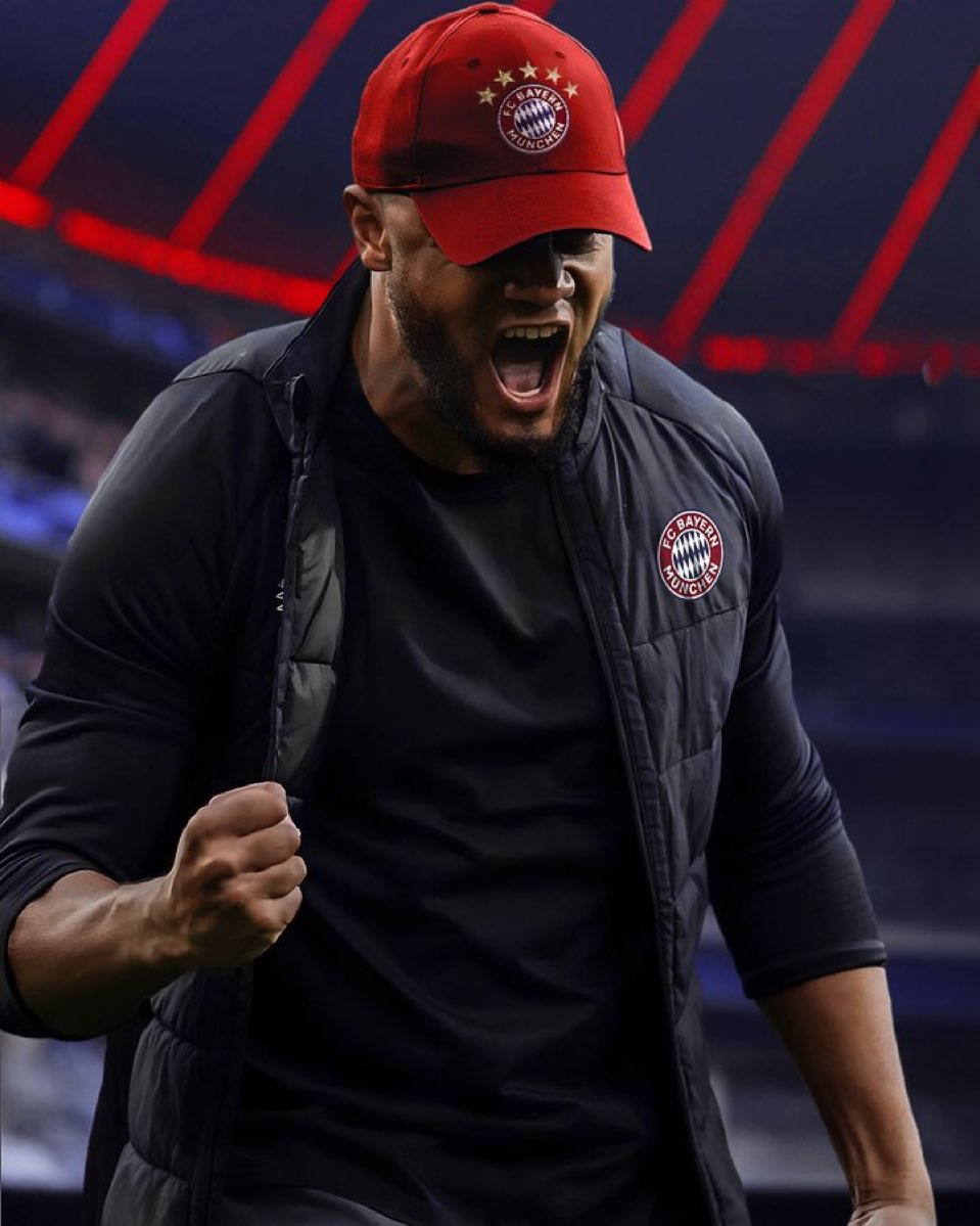 تذمرنا ، وانتقدنا ، وهاجمنا ..

الى ان اصبح الخبر حقيقي وسيتم الاعلان عنه في الساعات المقبلة ..

الان المرحلة المقبلة هي التعايش مع هذا الوضع ، كومباني مدرب الفريق وكل الدعم له وللنادي ، لكن لا ننسى ان هناك عوامل كثيرة قبل اطلاق اي حكم بنجاحه وفشله ..

١- مدرب له اسلوب لعب واضح