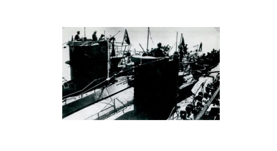 25.05.1943 r. - u wybrzeży Algierii, brytyjska korweta HMS „Vetch”, zatopiła bombami głębinowymi niemiecki okręt podwodny U-414 wraz z całą, 47-osobową załogą.