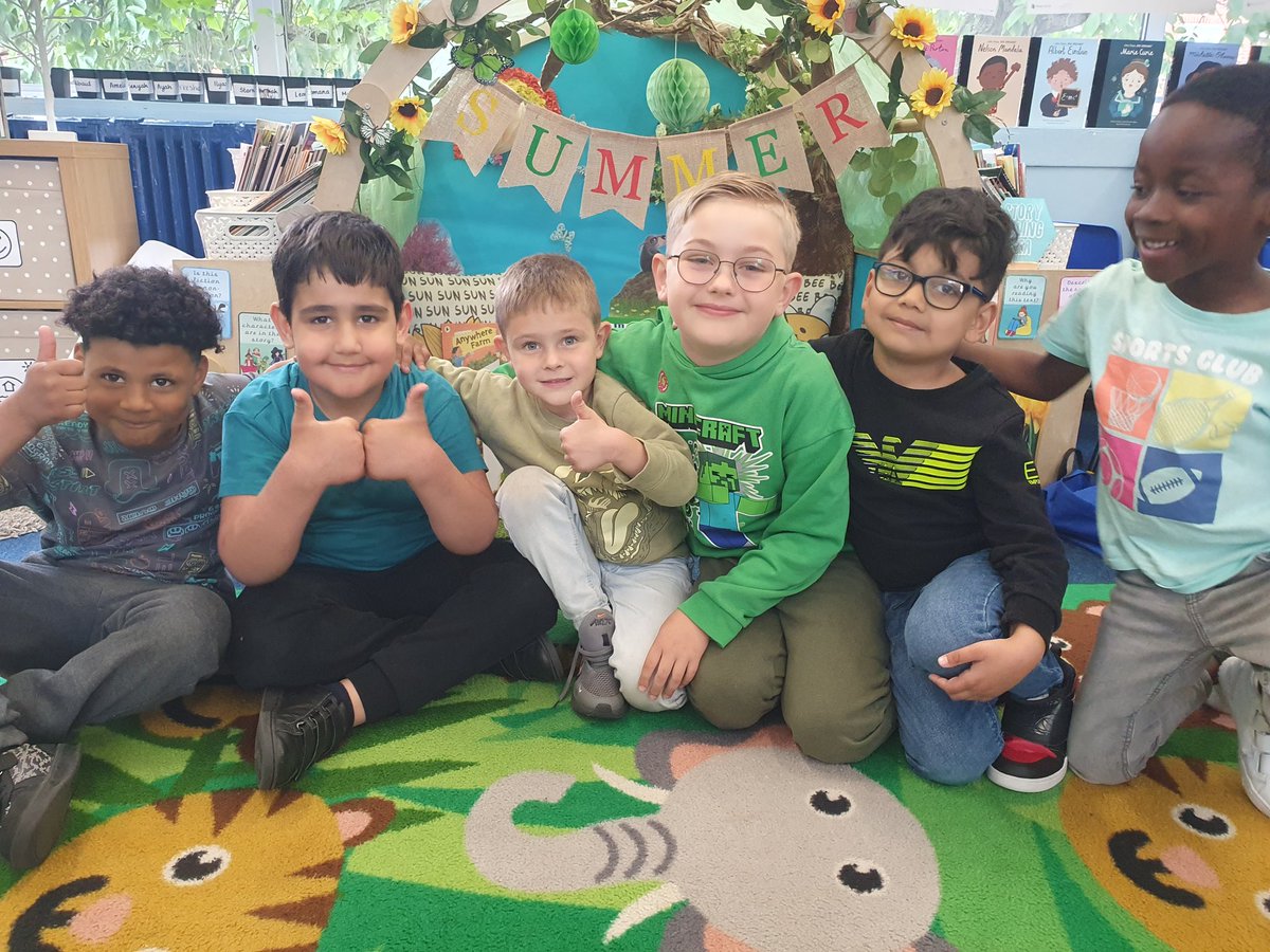MrsBegumTeach's tweet photo. We had a #Remarkable time celebrating #BiodiversityDay. The children loved coming into school wearing green, we made a bird feeder and watched @davidattenburro. It was a wonderful end to the half term. #PartOfThePlan https://t.co/K6SS9Bd3kH