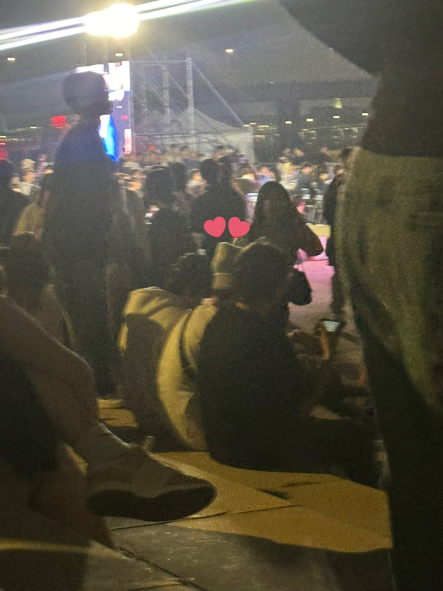 พี่คิดถึงแกมากเลยนะ แค่ได้เห็นแกก็ดีใจมากแล้วㅠㅠㅠ คิดถึงมากนะ รีบกลับมาเจอกันไวๆนะซึงฮันㅠㅠ มีคนเจอน้องแล้วได้ไซน์ด้วยㅠㅠㅠ