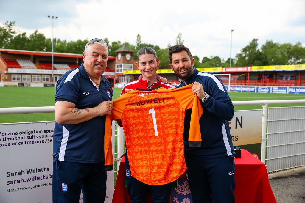 Big thankyou to <a href="/LightwaterQuarr/">Lightwater Quarries</a> for their continued support as well as sponsoring me for the last six seasons!
I am so grateful for all the support and belief in my abilities, allowing me to progress in football, it would not possible without your sponsorship😀