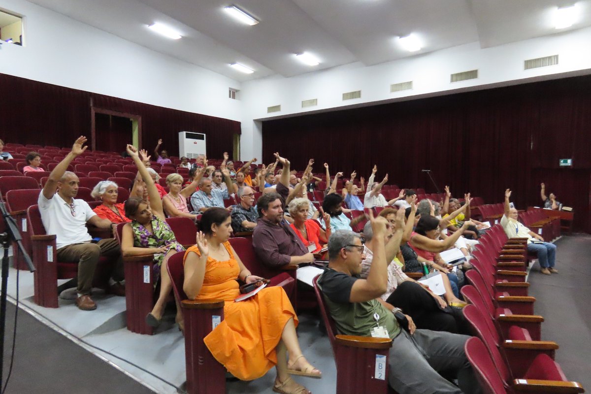 En la tarde de ayer se realizó la Asamblea de Balance del Comité PCC del @MEP_CUBA. Se evaluó el trabajo desarrollado durante 4 años y se aprobaron las proyecciones de trabajo para el próximo periodo. 🇨🇺 En debate la política de cuadros, atención a los jóvenes, las RRSS y más.