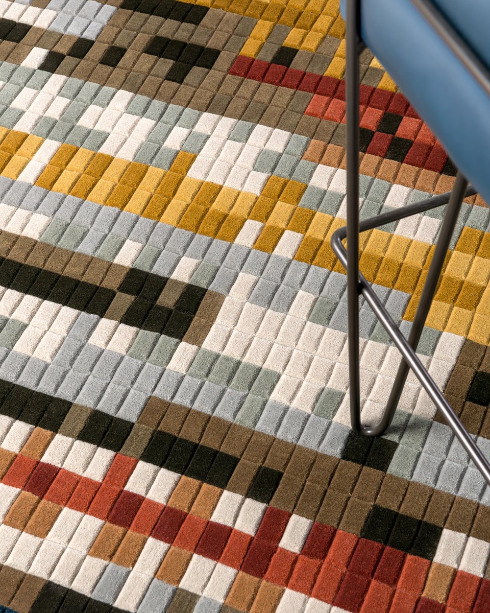 JamieStern_'s tweet photo. Samantha Roa won the Midwest Region of the 4th Annual Jamie Stern Rug Design Contest with this design!

#jamiesterndesign #rugdesigncontest #customrugdesign #designcontest #customrug #rugdesign #ruginspo #rugs #woolrug #nzwool #interiordesigncontest #interiordesign https://t.co/PKDygQZwyZ