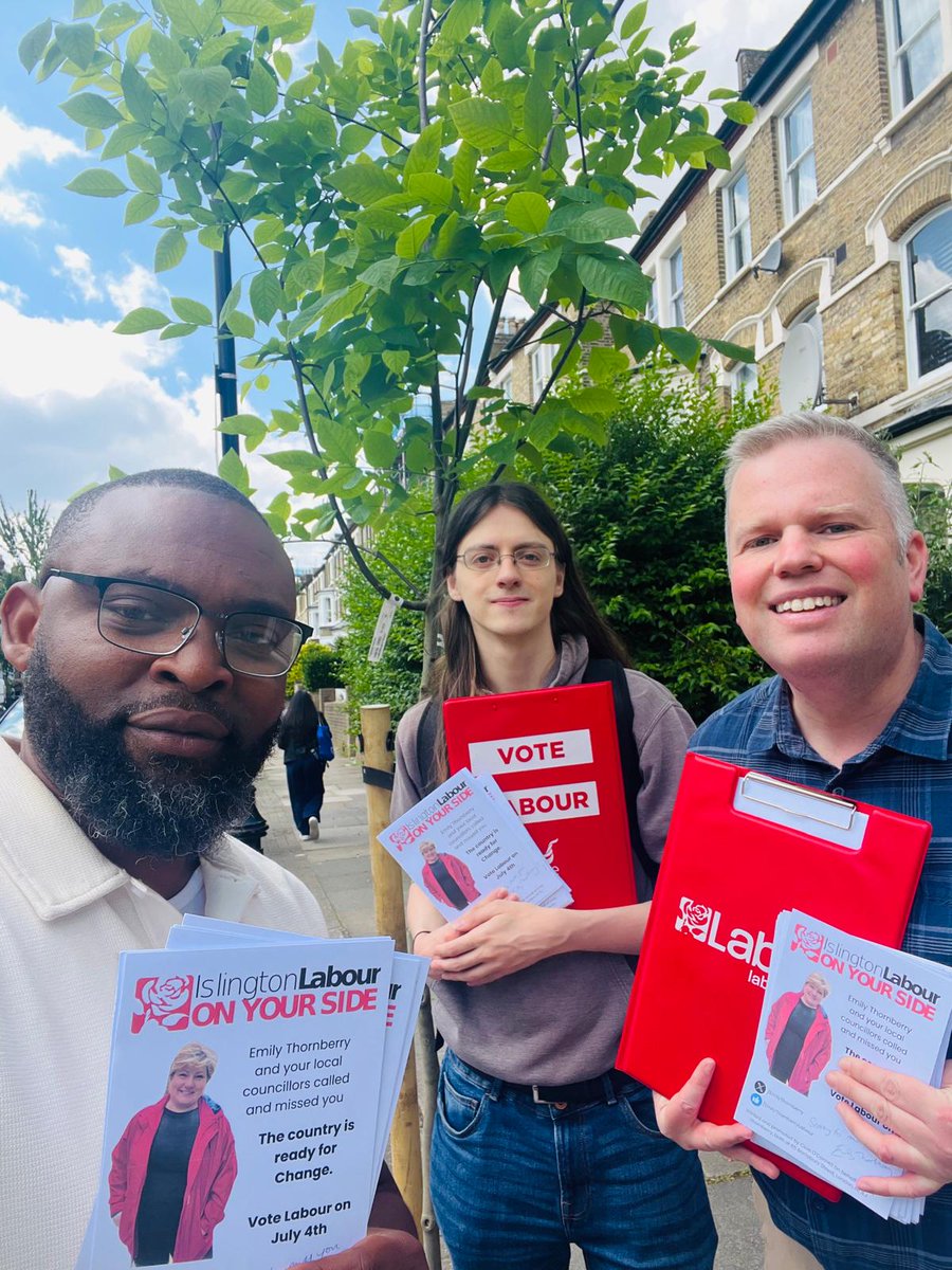 Holloway is go....Lots of support for @EmilyThornberry on Hillmarton Road and Freegrove Road - we need a @UKLabour Government in 40 days time! #Change