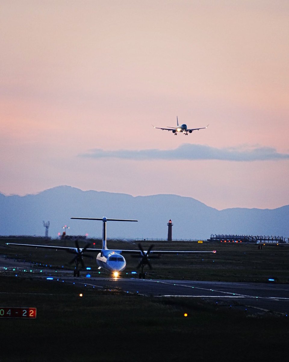 新潟空港
Camera:Sony α7RⅤ
Lens: SEL200600G f5.6-6.3

#alpha_newgeneration
#α7rⅴ
#sel200600g
#japan_of_insta
#1x_Japan
#風景
#風景写真
#写真好きとつながりたい
#みんなのふぉと
#飛行機
#新潟 
#スナップ写真が好き 
#旅行好きな人と繋がりたい
#飛行機写真