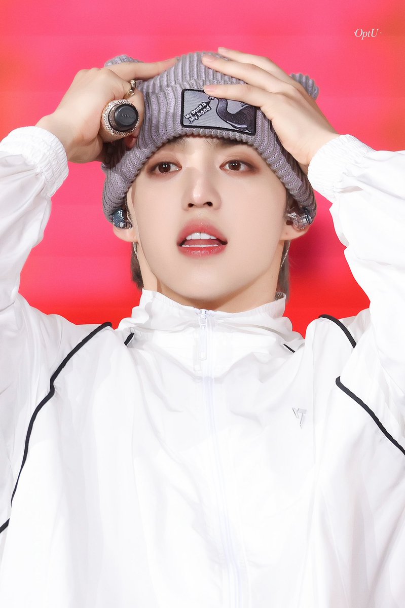 ·OptU·Scoups· tweet media