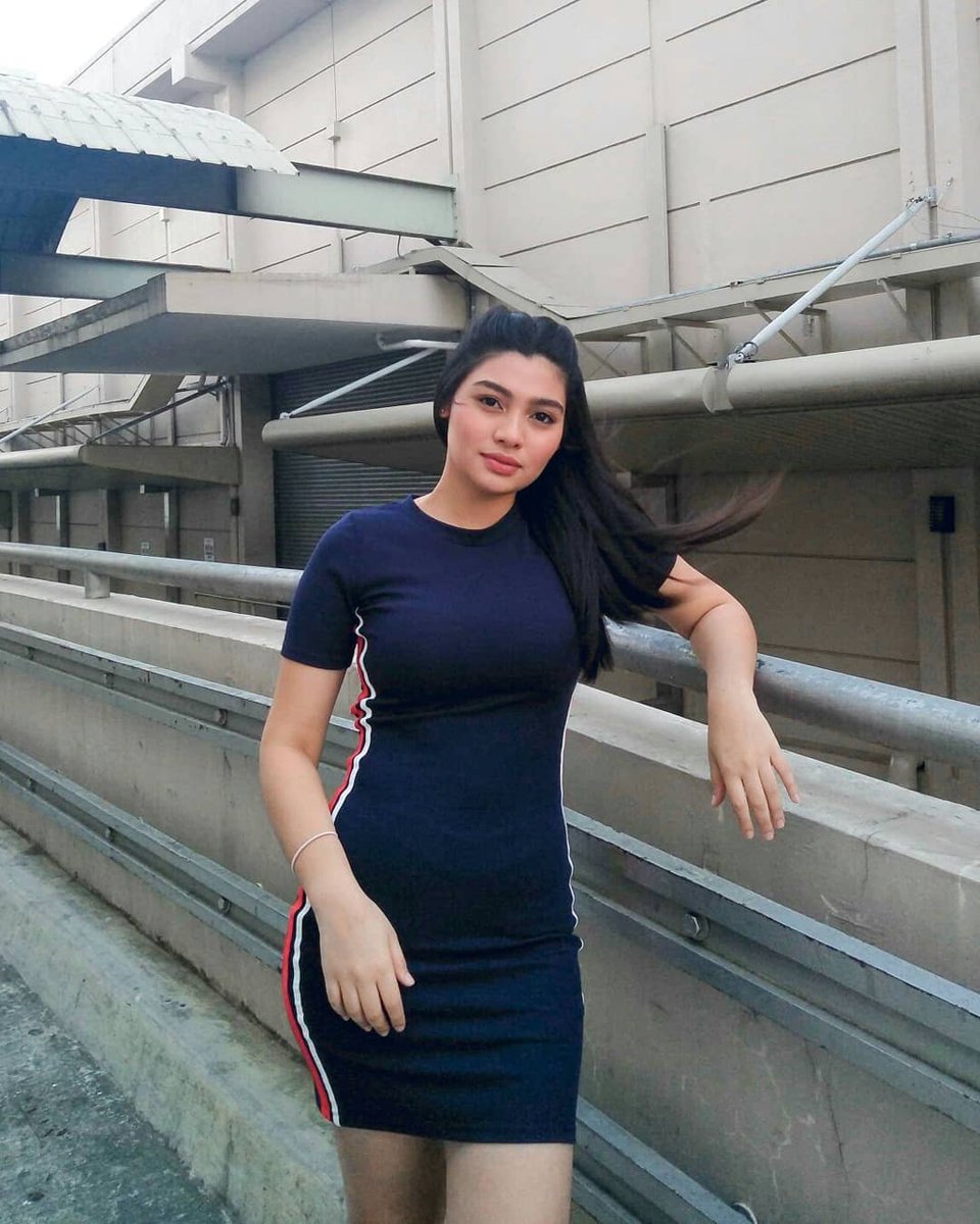 VivianSprint's tweet photo. feel pretty here🙊🩵 https://t.co/GAQcp10rO3