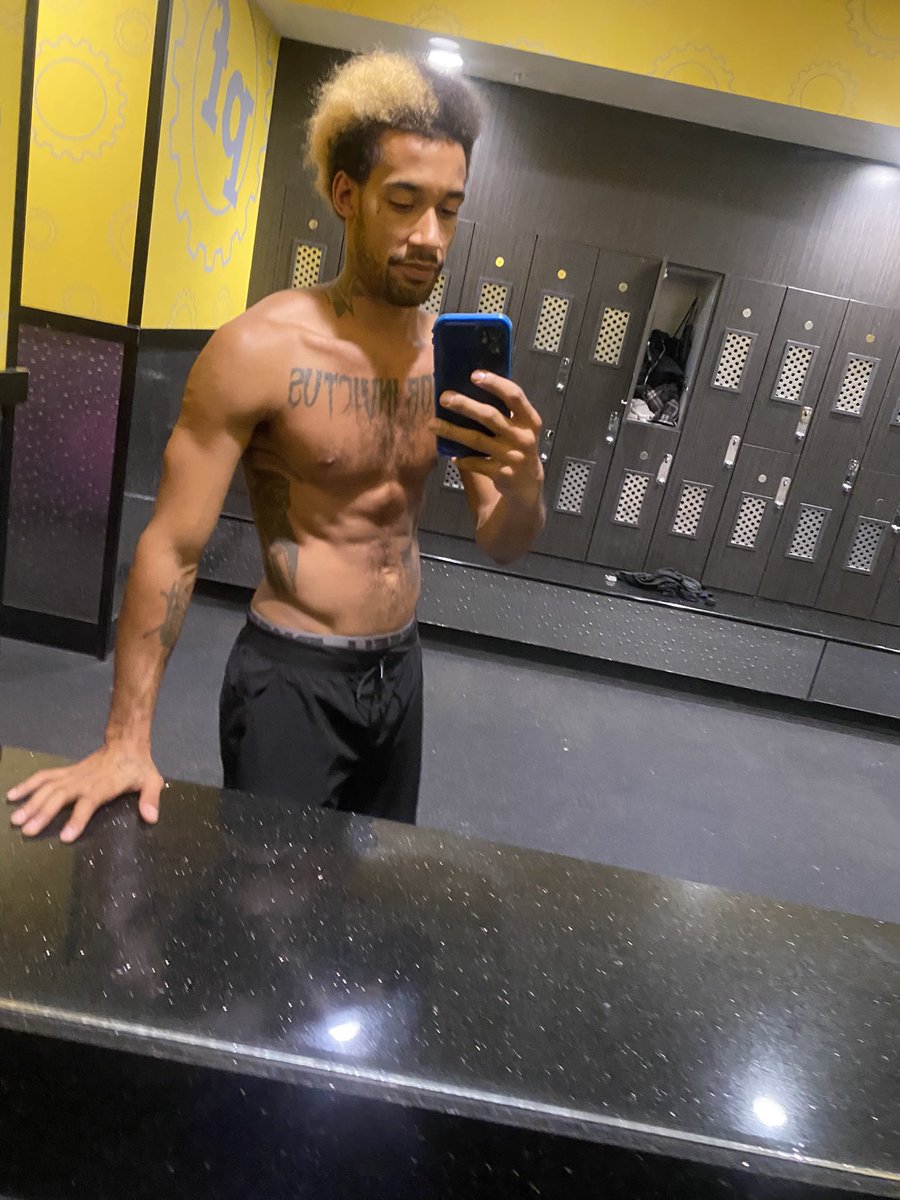 LilRayMMA's tweet photo. One year of dedication and you can change your ENTIRE life!! 
#Change #Support #2k24 #2k25 
#Follow4Follow #FollowBack https://t.co/6eUo10TYCV