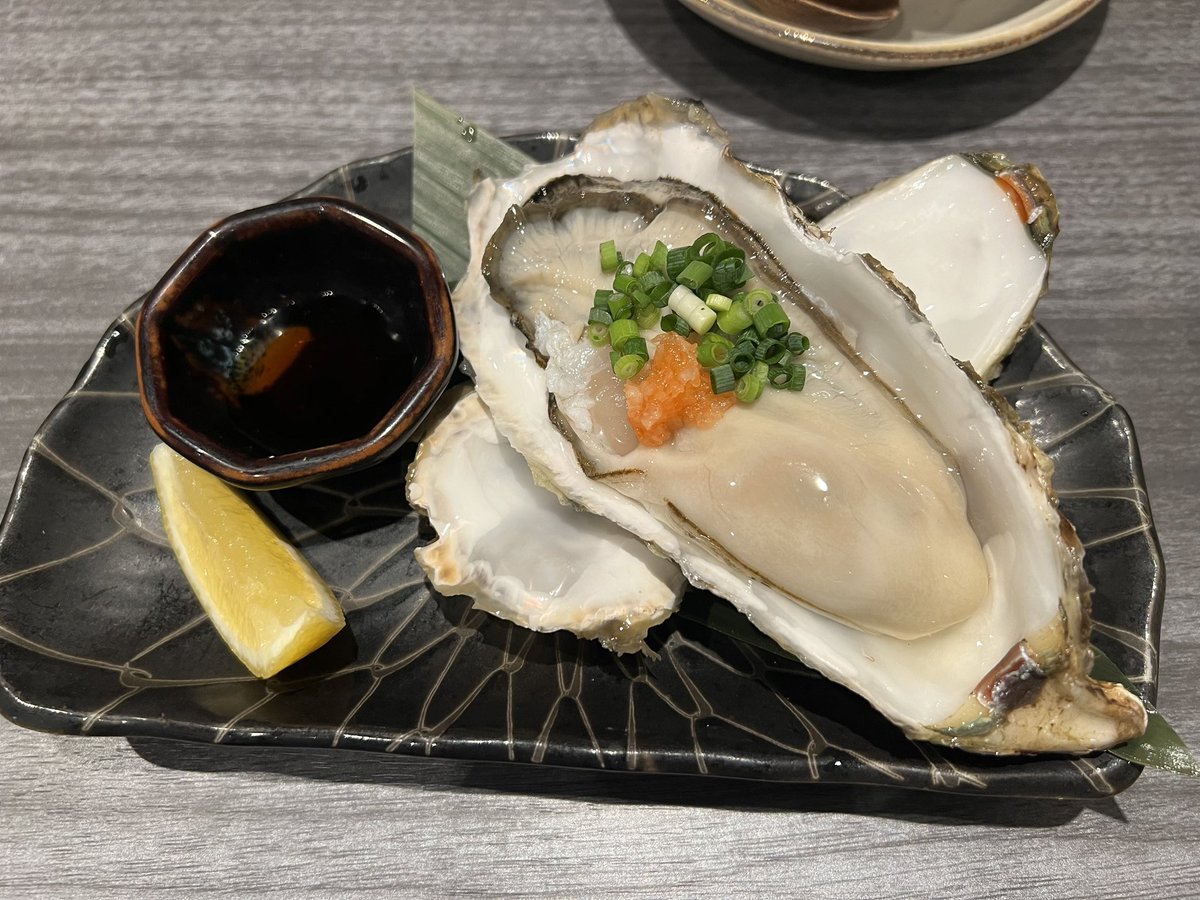 girasasa's tweet photo. 田町の「貝焼と北九酒 門」というお店が行きました😋 https://t.co/NASPiCY4uT