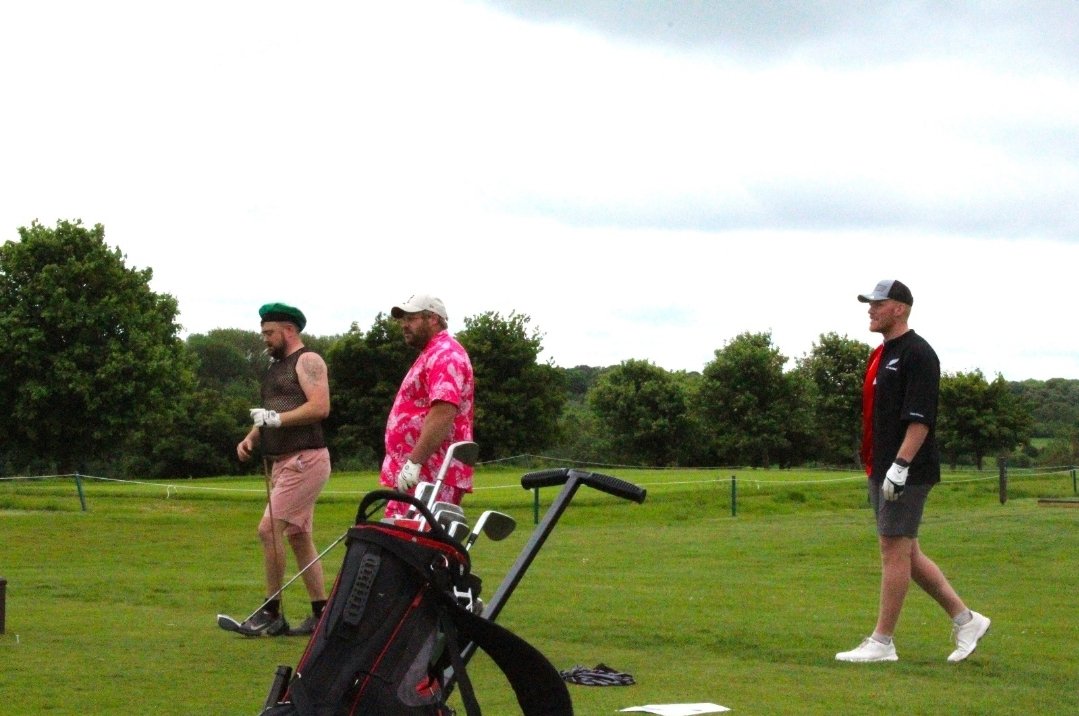 Some snaps of our golf day on Thursday ⛳️

Thank you to everybody who supported the day to help us raise £3644.07 to fund 2 more accessible defibrillators 🤍

Our next golf day is on 5th June 2025 - you can book your space here at the early-bird rate: thepaulalanproject.org/event-details/…