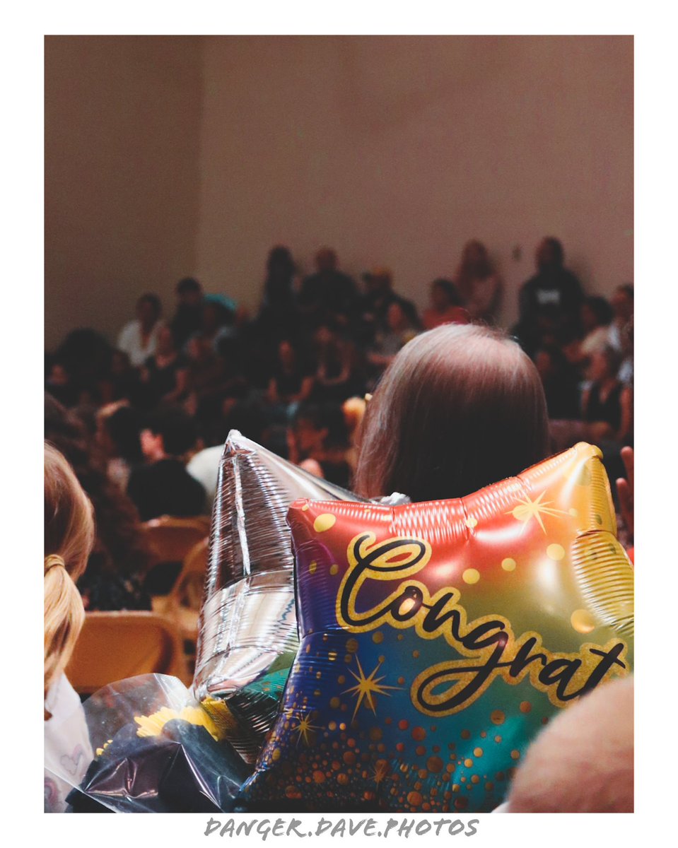 DangerDavePhoto's tweet photo. Junction City Middle School. Congratulations 8th graders welcome to High School! 👏 👏 👏
📸🚌🎓
#jcms #junctioncity #graduation #usd475 #kansas #streetphotography #teamcanon #streetphotographer #kansasliving #kansas #congrats https://t.co/BDVHvAZ3EA