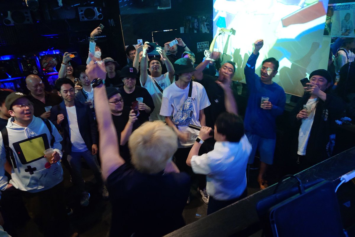 takeru_miya's tweet photo. 15周年おめでとうございます!!
#adn15th https://t.co/jo6NgYQjmV