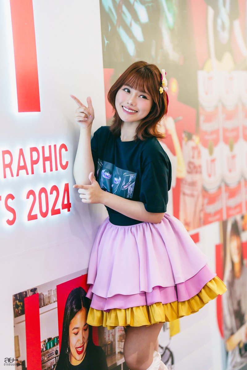 lensyuem's tweet photo. アイドル
#miusicwithUT2024 #miusic #UniqloThailand #UniqloUT #WITHUT #centralwOrld #withUT2024 https://t.co/8AAnwtC5tt