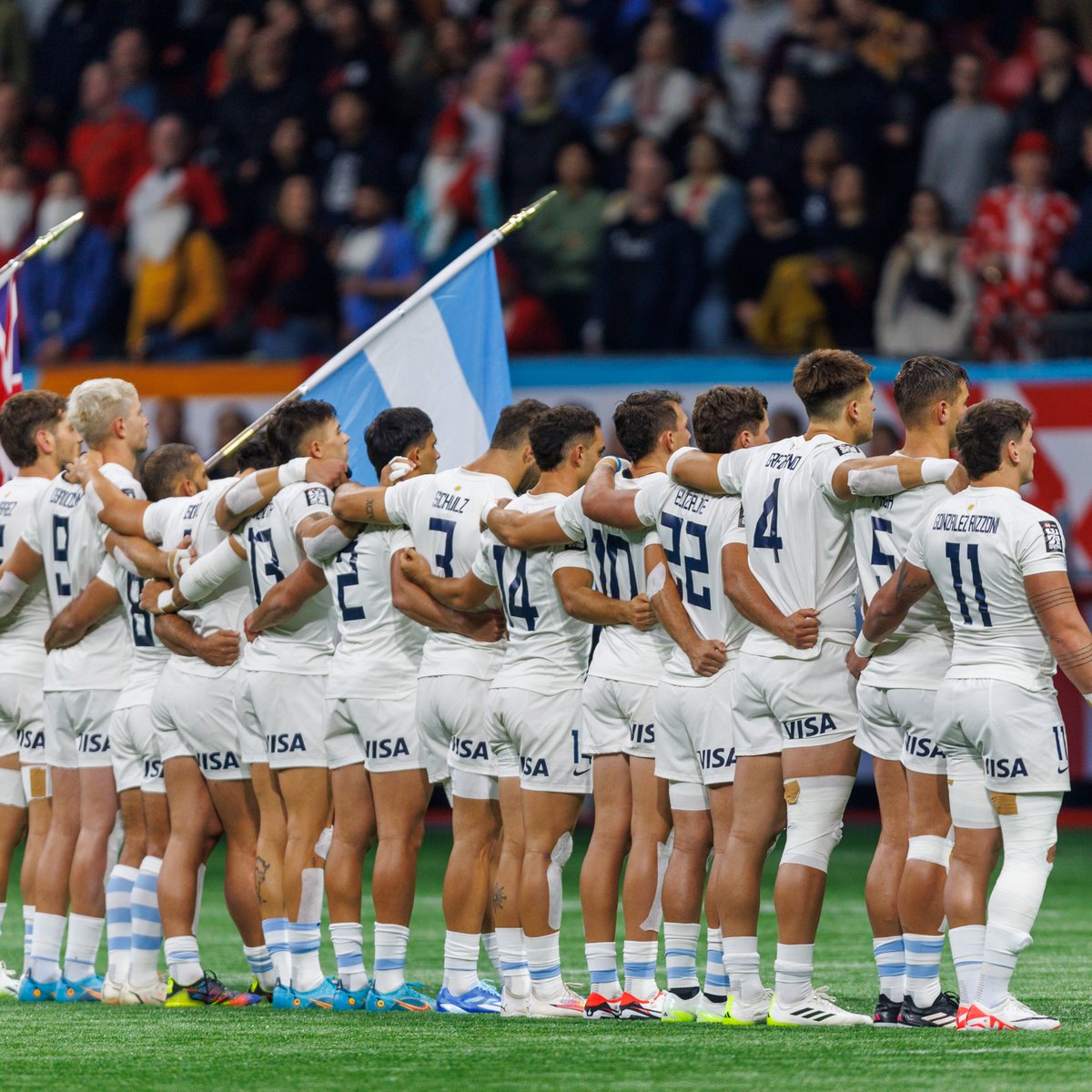 ¡Siempre representando a nuestro país con mucho orgullo! ¡Feliz día de la patria! 🇦🇷 #SeVenComoNunca