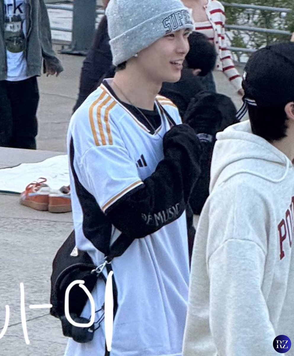 MAKASIH SEUNGHAN UDAH BERTAHAN SEJAUH INI 🧡 
Senyumnya 🧡🧡🧡