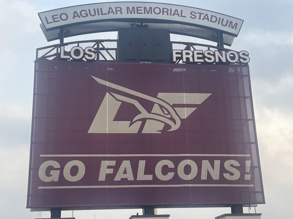 The stage is set ⁦@LosFresnosCISD⁩ for what promises to be beautiful ceremony. Commencement exercises begin at 7:30pm. Congratulations to the class of 2024. Go Falcons!