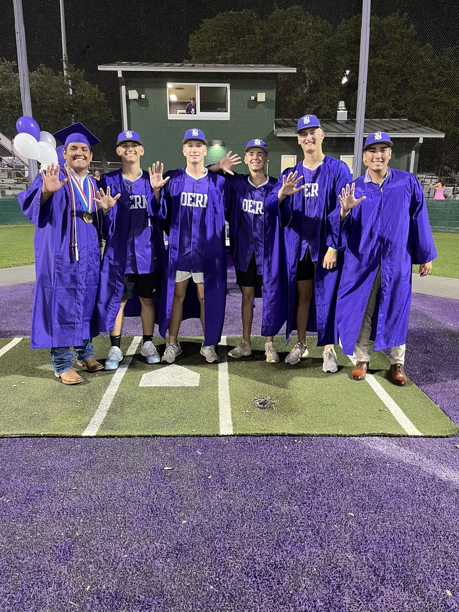 Congratulations to our graduates! We’re so fortunate to still get to play after graduation. These guys have had an amazing 4 years. Go Hounds!!!